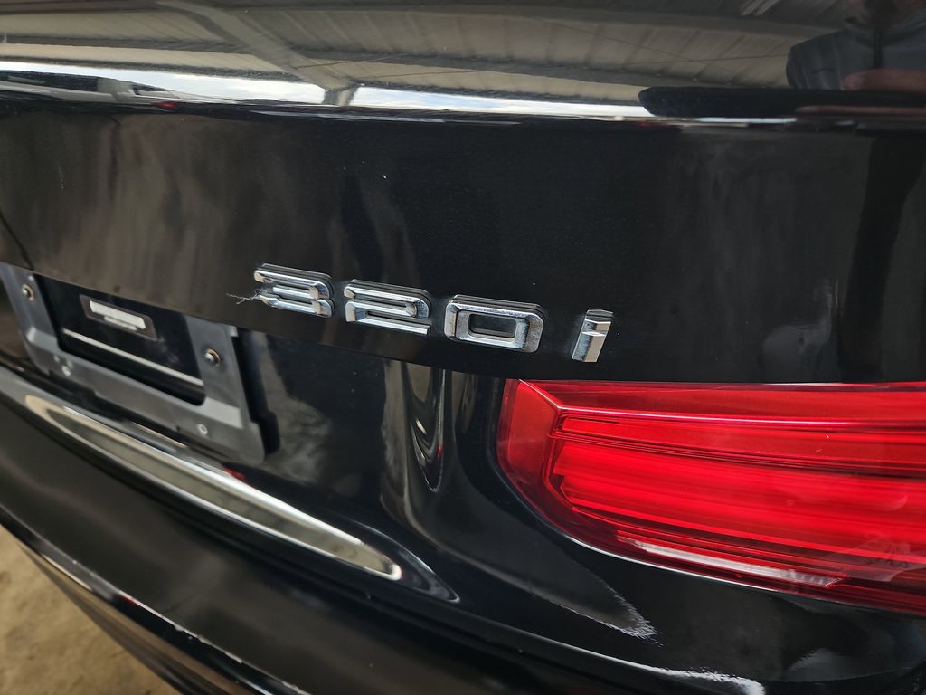 bmw 3 series 2018 WBA8A9C5XJAH13446 image bmw 3 series 2018 WBA8A9C5XJAH13446 image